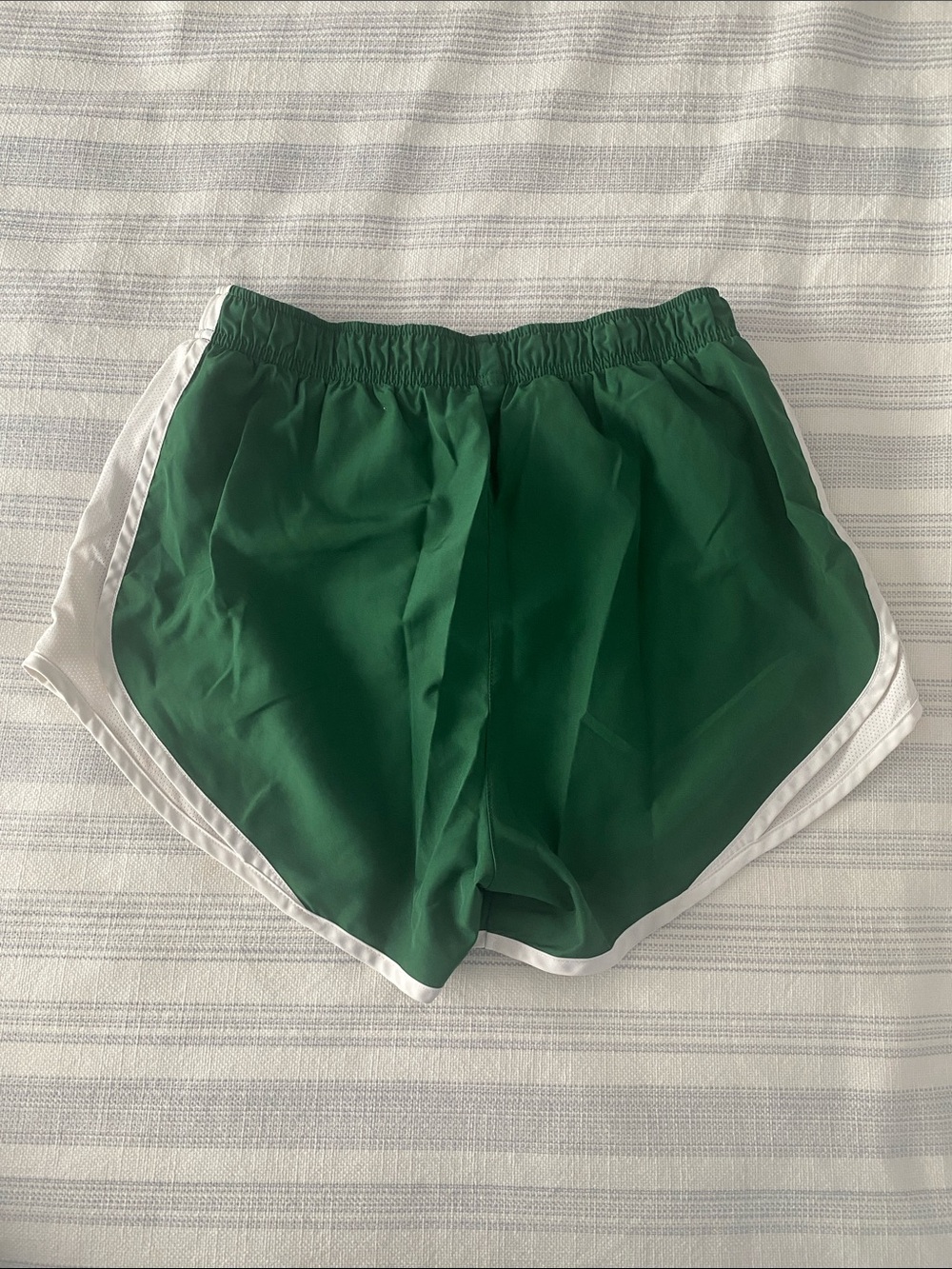 Nike Women’s Green and White Dry Tempo Short - Picture 2 of 2